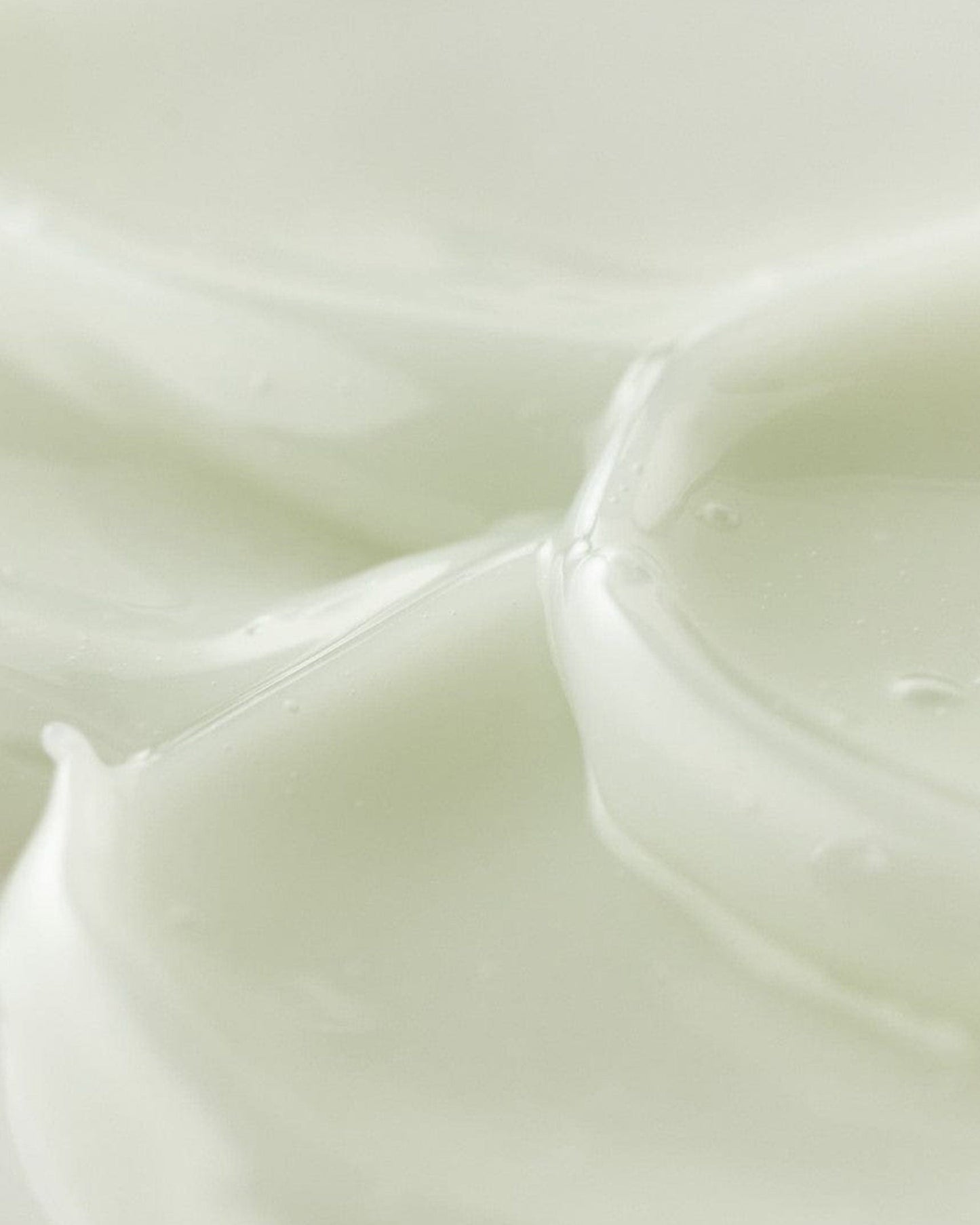 Light On Serum : Centella + Vita C 30ml
