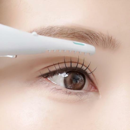 Mini Heated Eyelash Curler