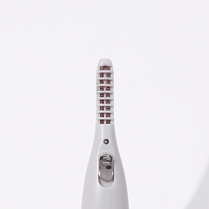 Mini Heated Eyelash Curler