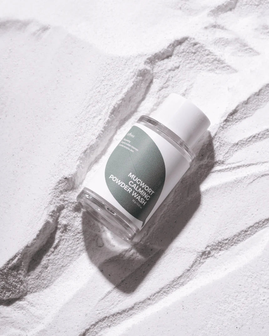 Isntree Mugwort Calming Powder Wash for acne prone skin