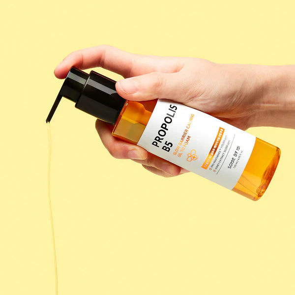 Propolis B5 Glow Barrier Calming Oil To Foam