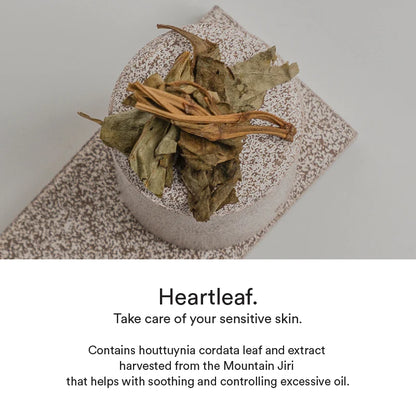 Calming facial soap Heartleaf stone 100g